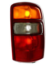 For 2002-2003 Chevrolet Tahoe Tail Light Passenger Side